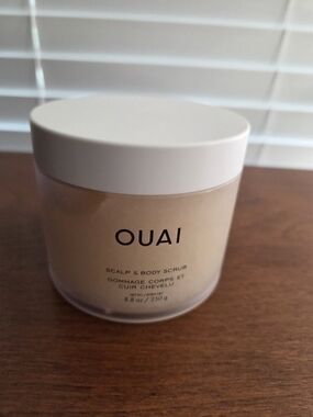 OUAI Scalp & Body Scrub